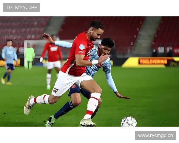 阿贾克斯关键比赛表现波动，对赛季竞争格局形成阶段性制约