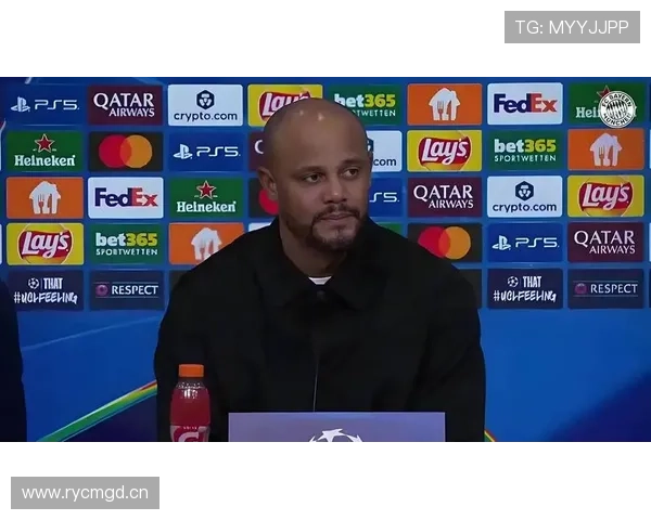 孔帕尼竟然把豪宅当成散步地？真是普通人想象不到的别样日常啊